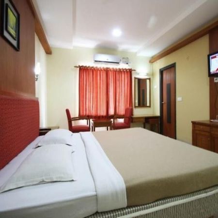Pl A Residency Trichy Hotel Tiruchirappalli Buitenkant foto