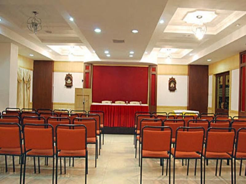 Pl A Residency Trichy Hotel Tiruchirappalli Buitenkant foto